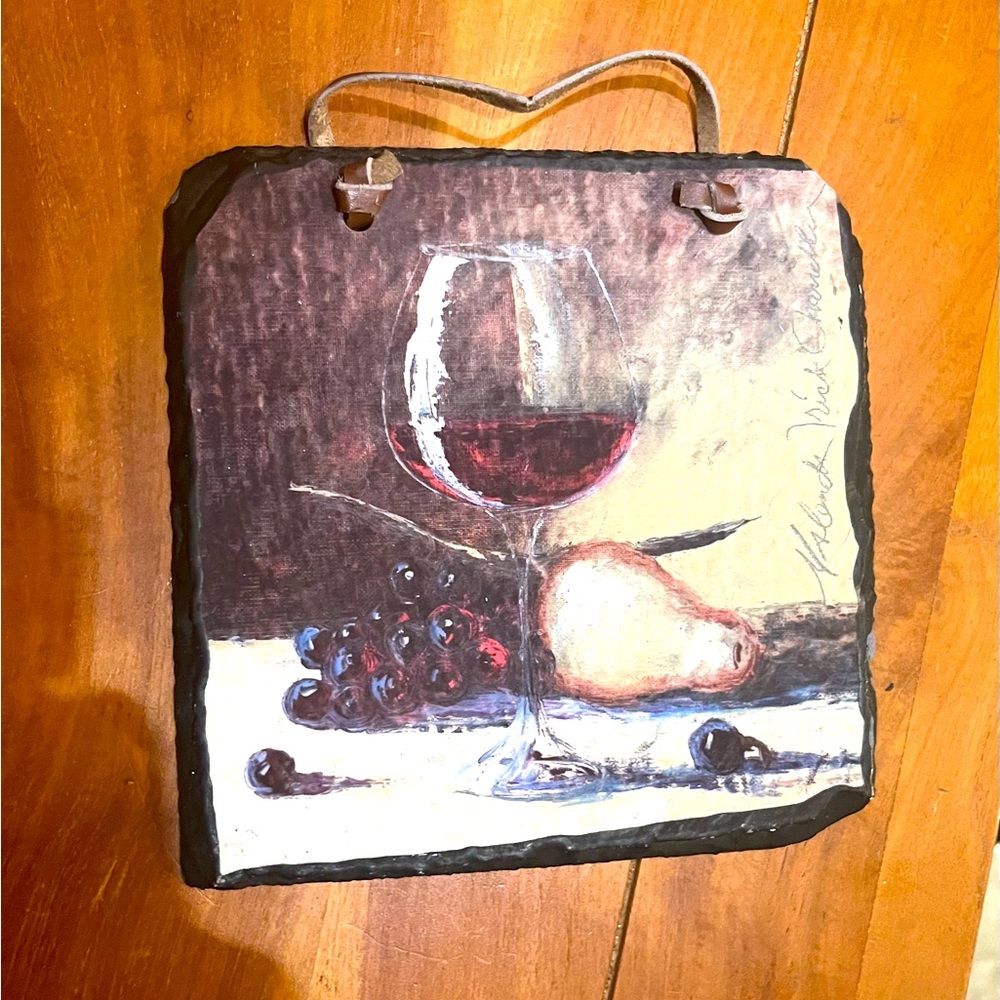 NWOT Wine Glass Slate Art